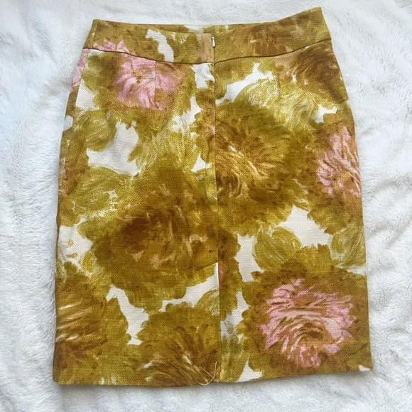 New Talbots Cotton Skirt, Flower Pattern, Size 4 Petite - Picture 2 of 6